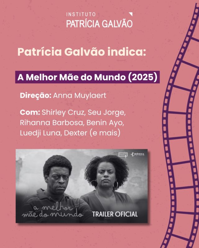 Neste post, indicamos o filme “A Melhor Mãe do Mundo”, que acompanha a trajetória de Gal, uma catadora de recicláveis que decide fugir de casa após ter seu pedido de ajuda ignorado pela polícia ao denunciar a violência doméstica e os abusos do marido, Leandro.

Determinada a proteger os filhos, Rihanna e Benin, Gal deixa tudo para trás levando apenas alguns pertences. Para as crianças, ela transforma a fuga em uma “aventura”, numa tentativa tocante de preservar a inocência e a esperança deles. 

Dirigido por Anna Muylaert, a mesma cineasta de “Que Horas Ela Volta?”, o filme retrata com sensibilidade e força as múltiplas realidades das mulheres brasileiras que lutam para romper o ciclo da violência.

💬 E você? Já assistiu ao filme? O que mais te marcou nessa história? Tem outras indicações parecidas para compartilhar?

#InstitutoPatríciaGalvão #Maternidade #MaternidadeSolo #ViolênciaDoméstica #ViolênciaContraMulher #PelaVidaDasMulheres