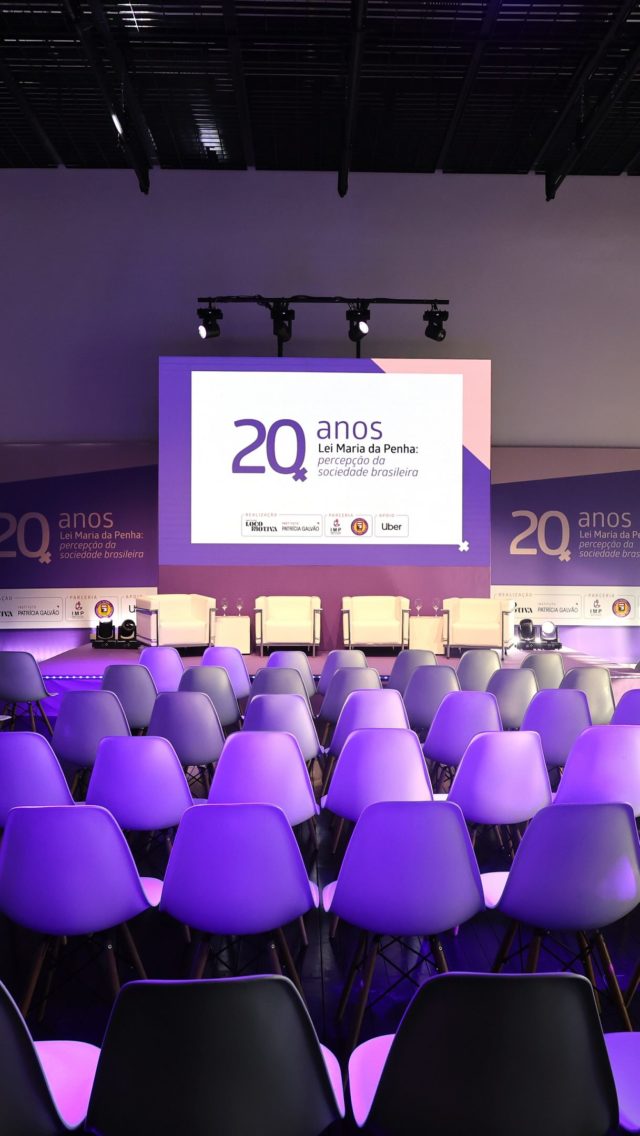 💜 Agosto Lilás | Um encontro para celebrar os 20 anos da Lei Maria da Penha, refletir sobre seus avanços e discutir os desafios que ainda persistem no enfrentamento à violência contra as mulheres.

Assim foi o lançamento da pesquisa “20 anos da Lei Maria da Penha: percepção da sociedade brasileira”, realizada pelo Instituto Patrícia Galvão em parceria com o Instituto Locomotiva e apoio da Uber.

Seguimos produzindo conhecimento para fortalecer a luta por uma vida livre de violências para todas as mulheres. ✊

#InstitutoPatríciaGalvão #LeiMariaDaPenha #20AnosDaLeiMariaDaPenha #AgostoLilás